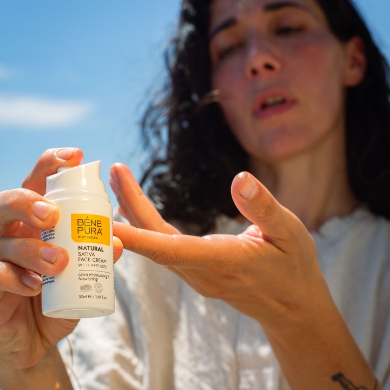 Natural moisturizing face cream with Sativa - 50ml - Benepura.co.uk Natural moisturizing face cream with Sativa - 50ml