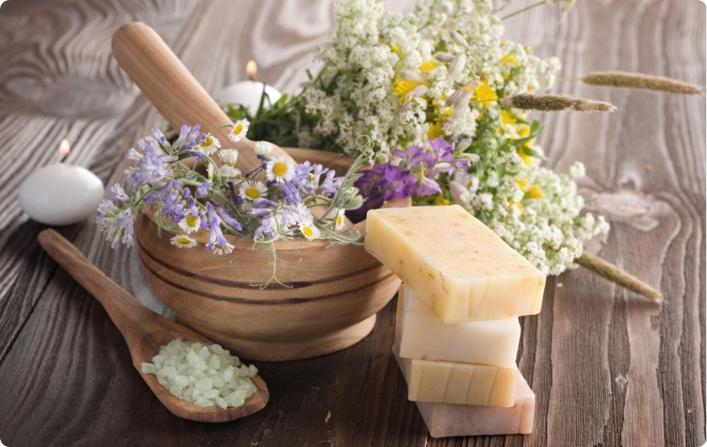 As an herbal bath for skin and scalp tension