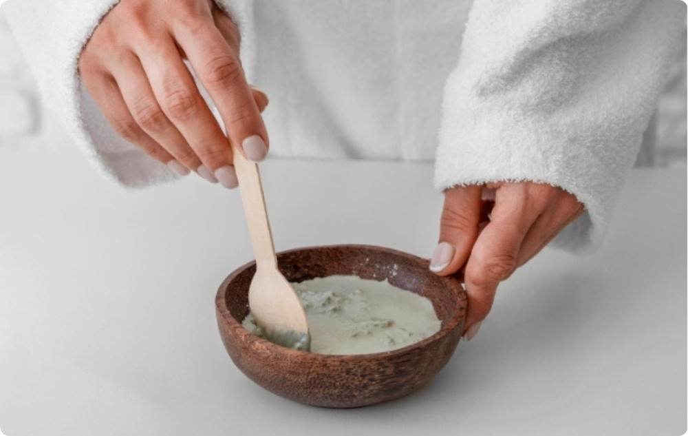 As an additive to masks for skin with inflammation and pimples